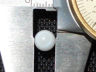 Clam Pearl with Flame 2.85carats Clam Pearl with Flame 2.85Carats