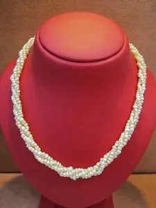 Natural Arabian Gulf Twisted Pearl Necklace 171 carats