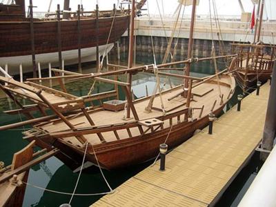 Sanbouk Pearling Dhow (photo by Kari)