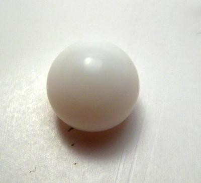7.9 carat clam pearl