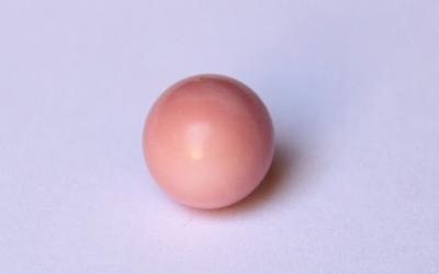 13.4 carat pink conch pearl