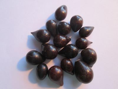 16 Dark Colored Drop Shaped Pen Pearls 135.55 carats