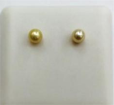 Natural Pearl Pendant
