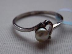 Ring with Natural Persian Gulf Pearl Ring with Natural Persian Gulf Pearl
