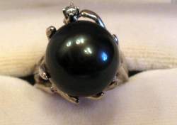 Tahitian Black Pearl Rings