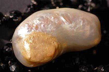 280 Carat Pearl