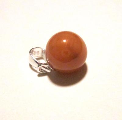 3.10 carats Conch Pearl Necklace Cinnamon Colored on Sterling Silver