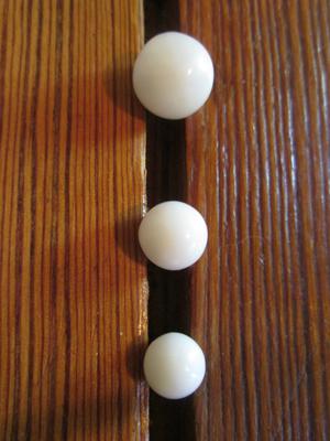 3 Round Clam Pearls Graduated Set for Sale