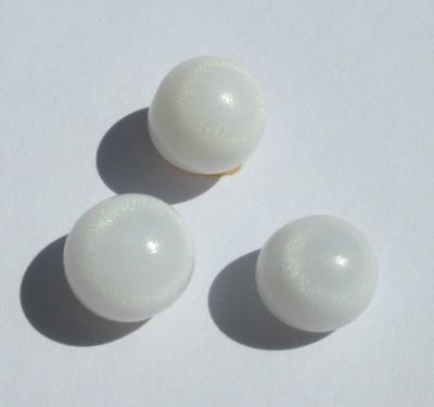 3 Roundish Clam Pearls 17.95 carats for Sale