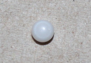 0.6 ct  Clam Pearl