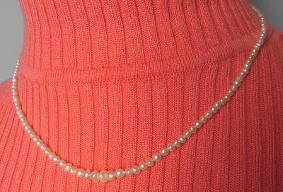 43 carats Basra pearl Necklace