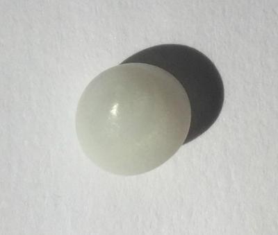5.90 carats Clam Pearl With with Yellow Tip