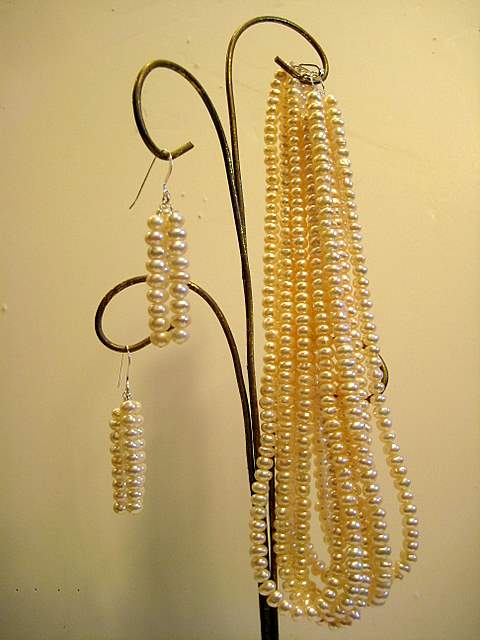 6 Strand pearl set 6 strand pearl set