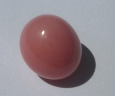 7.09 carat Pink Conch Pearl Clean Top Surface for Sale