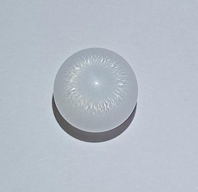 7 ct Clam Pearl with Flame 9mm for Sale