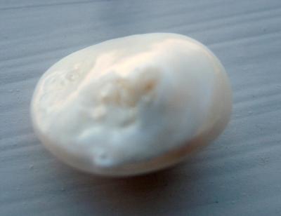8.6 carat Natural USA Frehwater Pearl 15mm