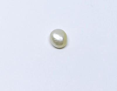 9mm 3+ carat Natural Pearl Near Button Light Cream