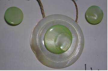 Green Mother of Pearl Green Mother of Pearl