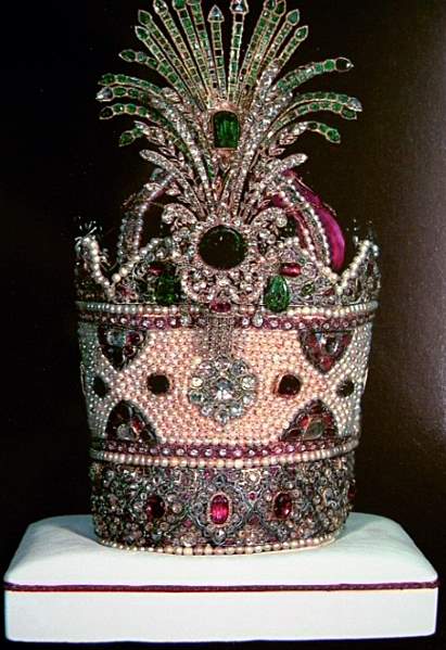 Shah of Persia's Kiani Crown Shah of Persia's Kiani Crown