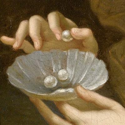 History of pearls by V&A Museum