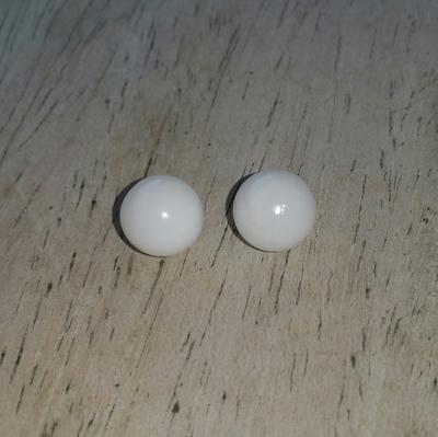 A Pair of Clam Pearls 5.65 + 5.75 ct