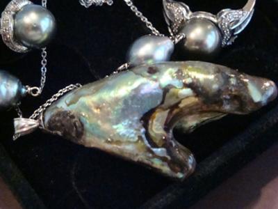 Abalone pearl gift from a father