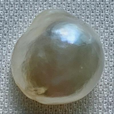 Basra Natural Pearl 11.17 Carat 14mm