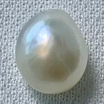Basra Natural Pearl 4+ Carat 10mm Light Greyish Cream