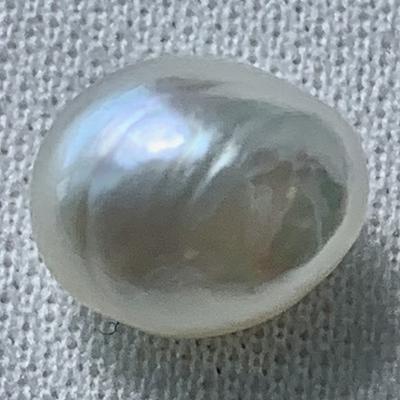 Basra Natural Pearl 4+ Carat 10mm Light Greyish Cream