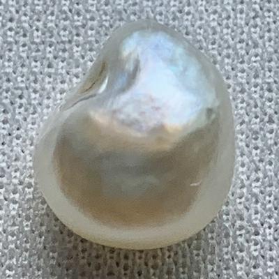 Basra Natural Pearl 6.70 Carat 11mm