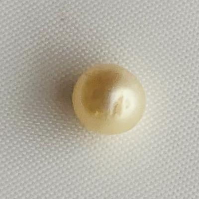 Basra Pearl 1 carat Oval Light Yellow 5+mm