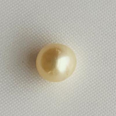 Basra Pearl 1 carat Oval Light Yellow 5+mm