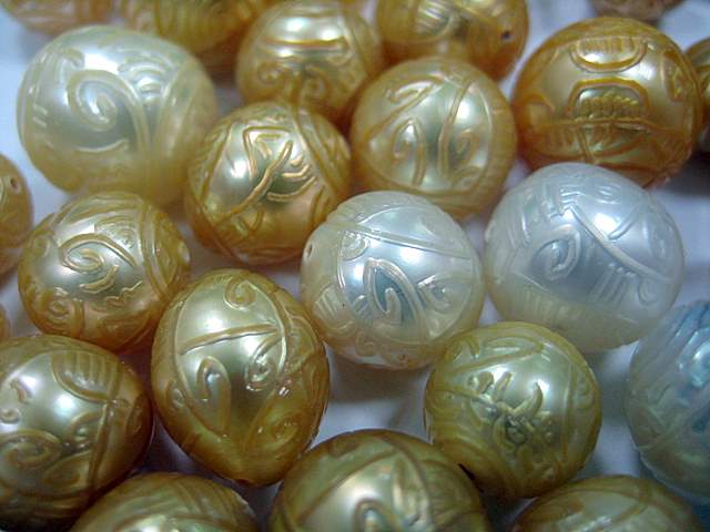 Carved Pearls