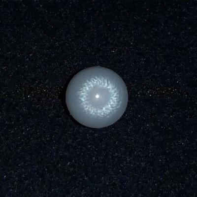 Clam Pearl 1.9 ct 9mm Strong Flame