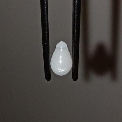 Clam Pearl 1.1 ct Baroque Drop with Flame 7mm