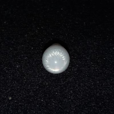 Clam Pearl 1.1 ct Baroque Drop with Flame 7mm