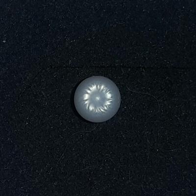 Clam Pearl 1.2 ct with Flame