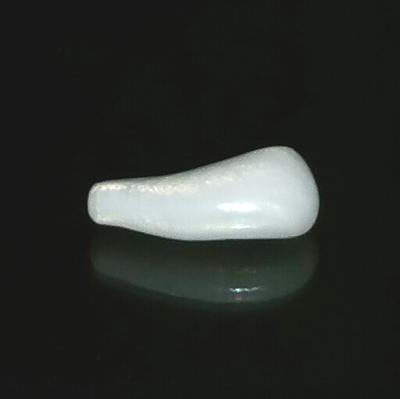 Clam Pearl 12.2 ct Elongated Baroque