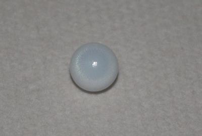 2.6 carat clam pearl button shape