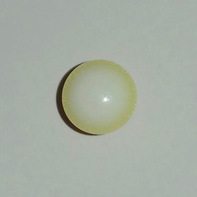 Clam Pearl 2.05 ct Disk Shape with Flame