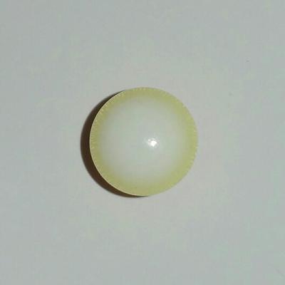 Clam Pearl 2.05 ct Disk Shape with Flame