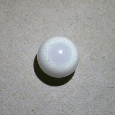 Clam Pearl 30.25 ct with Flame 17mm