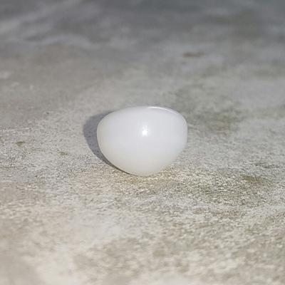 Clam Pearl 4+ ct Button Shape