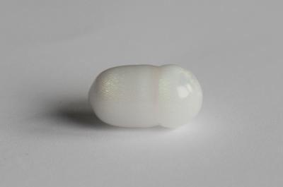 Clam Pearl 8.45 carats with Flame