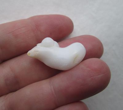 Clam Pearl Baroque Quirky Shaped Pearl 25+ carats 37mm 