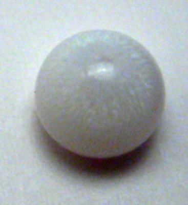 0.85 carat clam pearl