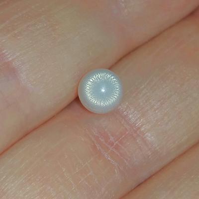 Clam Pearl Drop with Flame 1.7 carats