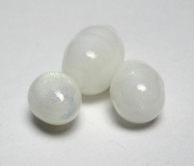 Clam Pearl Set of Three 14 carats Total