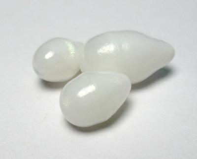 Clam Pearl Set of Three 14 carats Total
