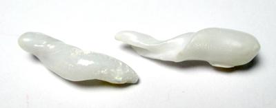 Clam Pearl Squigly Shape Full Flame 13+mm 13+ carats 